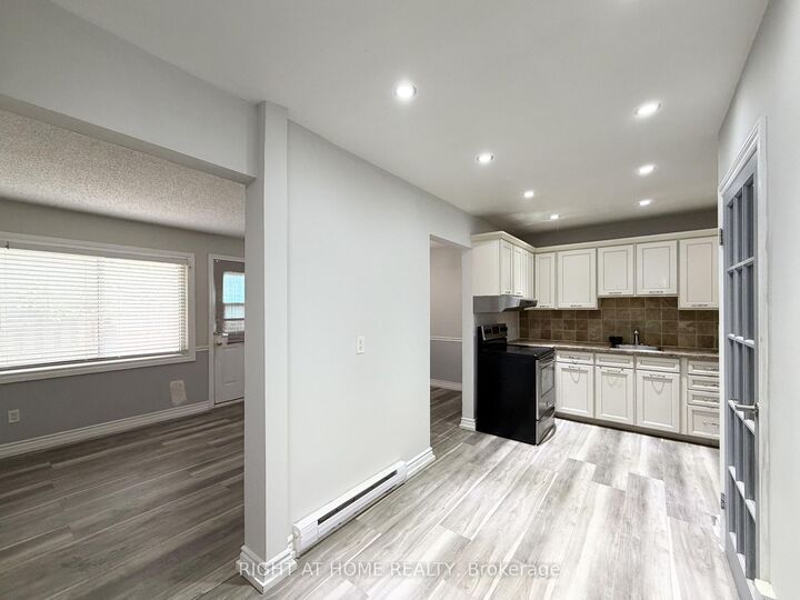 Property Photo:  1010 Glen Street 91  ON L1J 6J2 