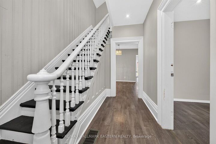 Property Photo: 625 Union Street ON K9H 3V4