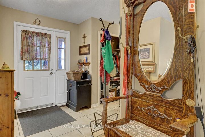 Property Photo:  110 Alfred Street  ON K0G 1J0 