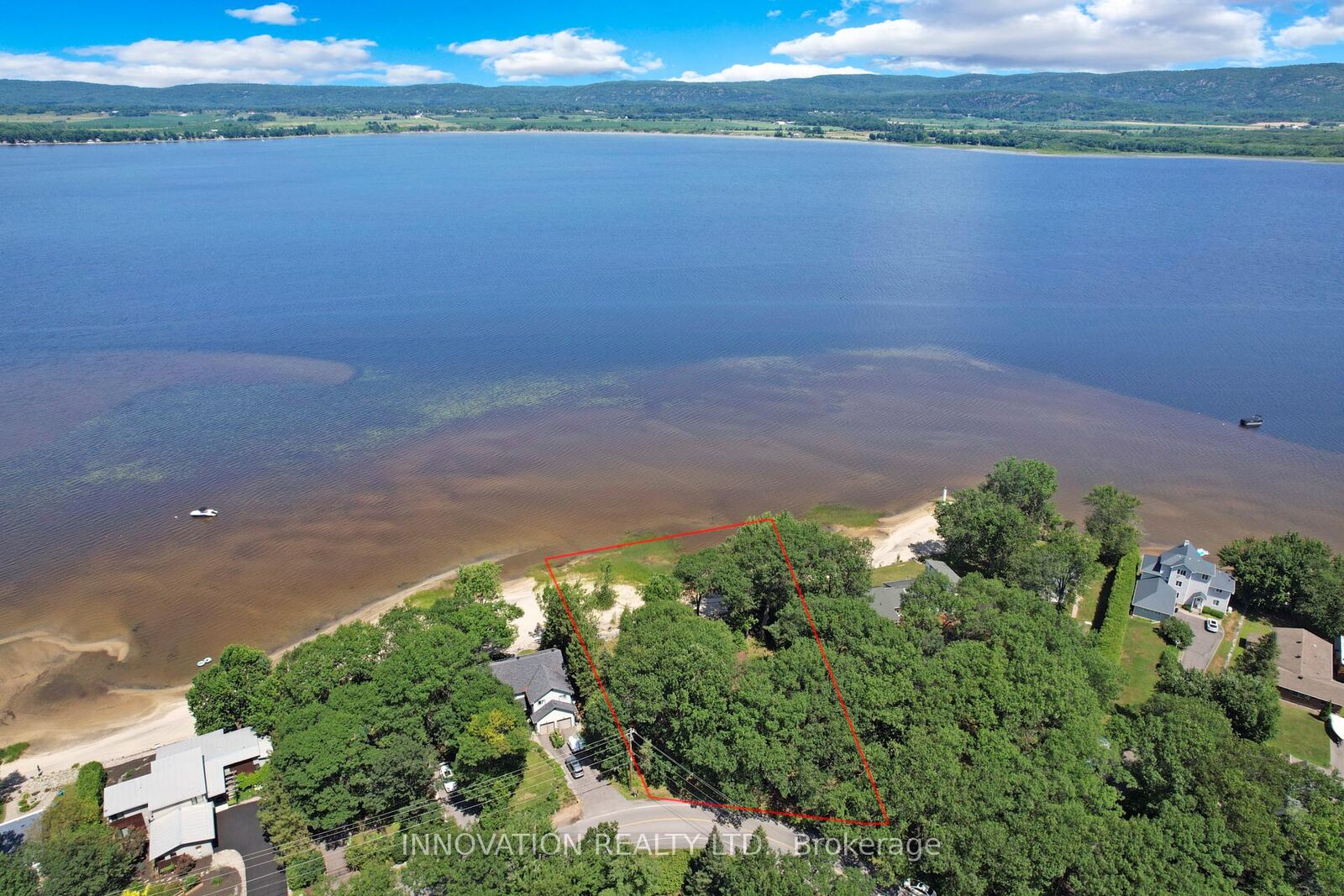 Property Photo:  672 Bayview Drive  ON K0A 3M0 