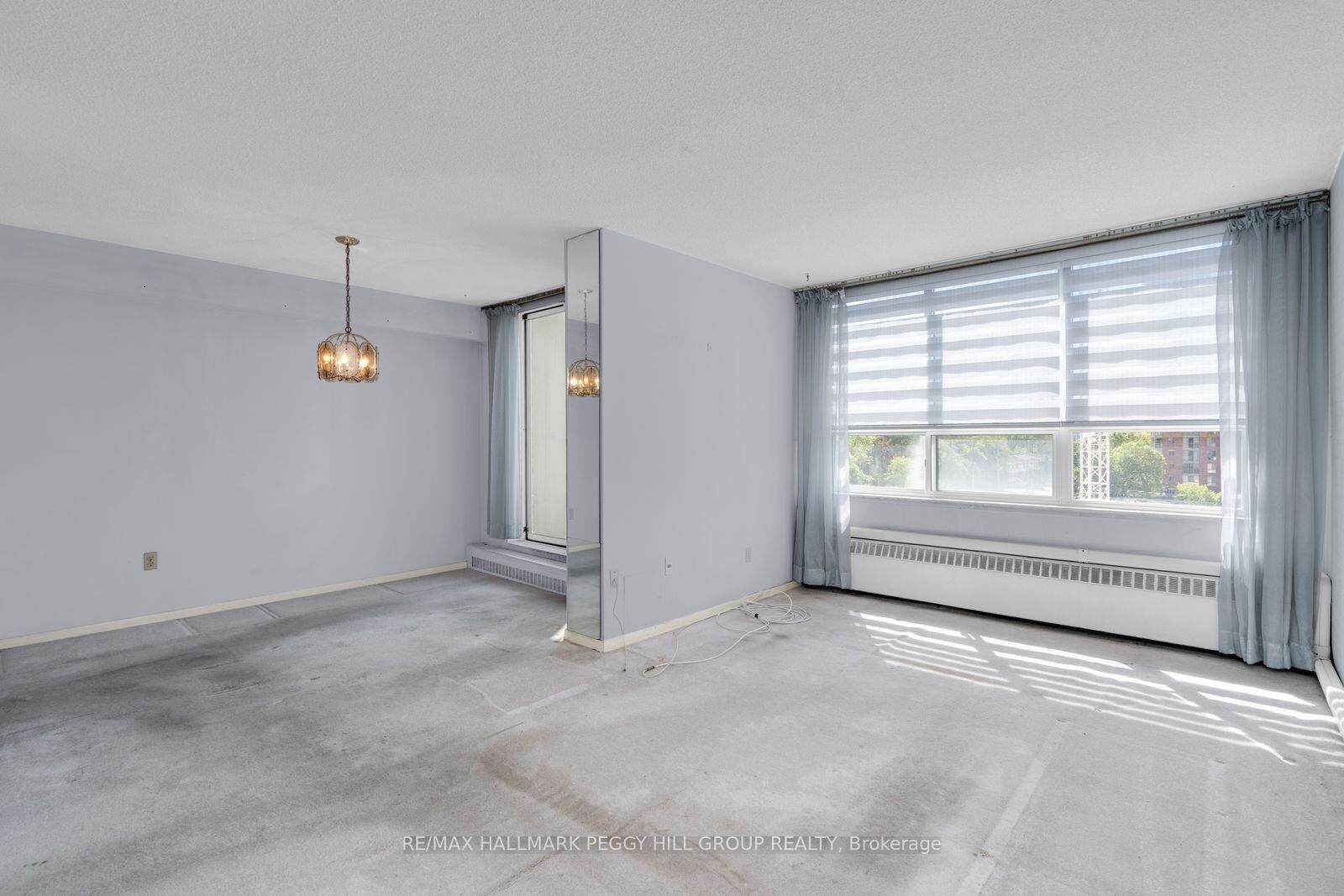 Property Photo:  60 Southport Street 306  ON M6S 3N4 