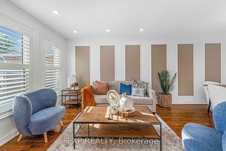 Property Photo:  42 Fieldnest Crescent  ON L1R 1Z6 