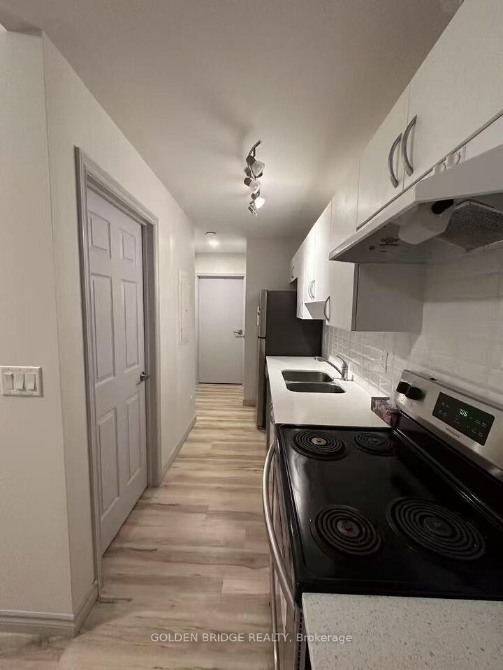 Property Photo:  269 Sunview Street 302  ON N2L 3V8 