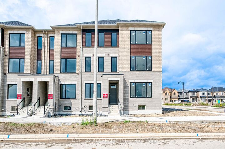 Property Photo:  54 Selina Rose Street  ON L6C 1N3 