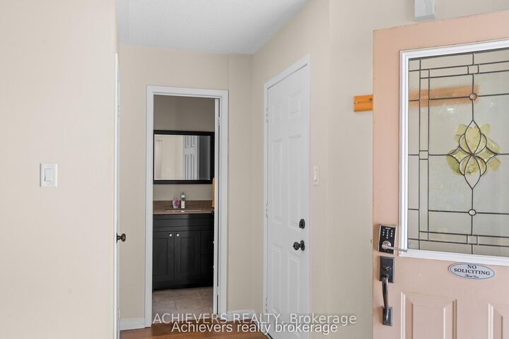 Property Photo: 66 Leggott Avenue ON L4N 8B7