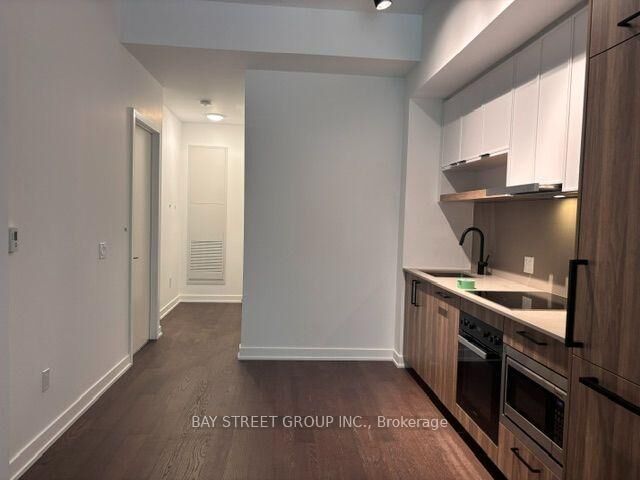 Property Photo:  91 Montclair Avenue 305  ON M5P 0B1 