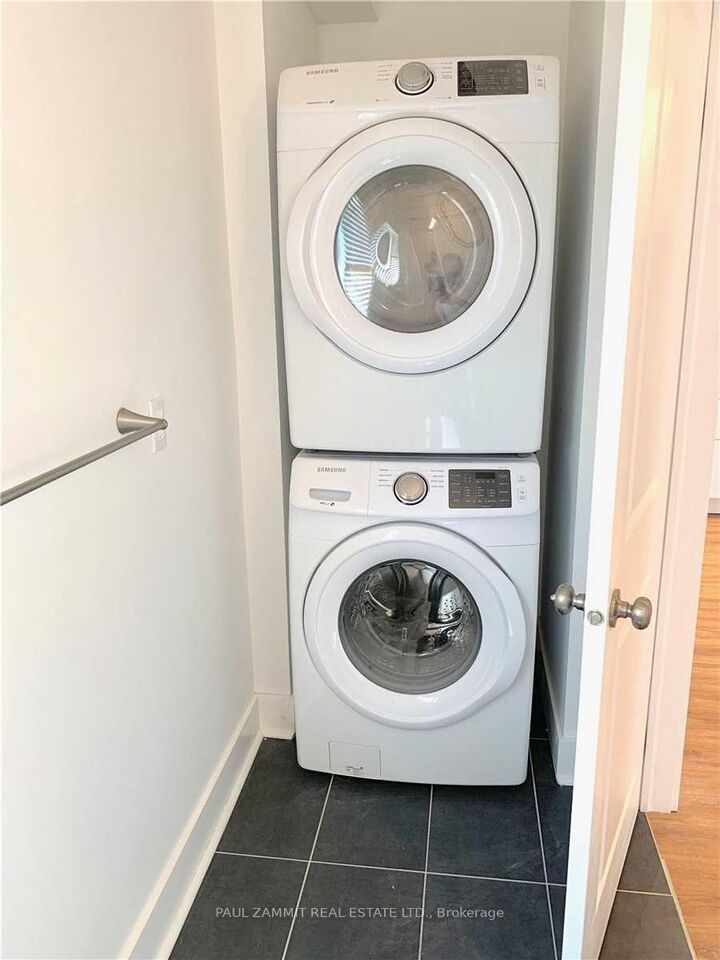 Property Photo:  229 Christie Street 3  ON M6G 3B5 