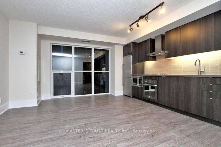 Property Photo:  300 Front Street W 1004  ON M5V 0E9 