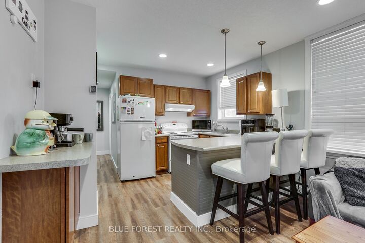 Property Photo: 17 McDonald Avenue ON N6G 1A9