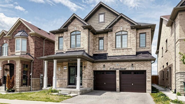 18 Oconnor Crescent — photo 1