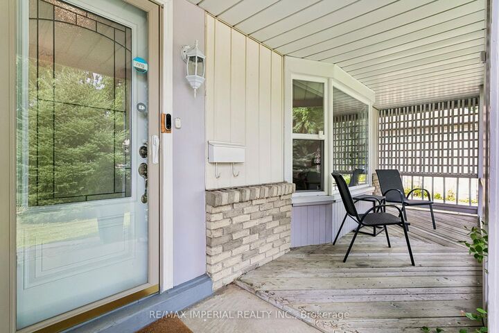Photo de la propriété:  2531 Windjammer Road  ON L5L 1H7 
