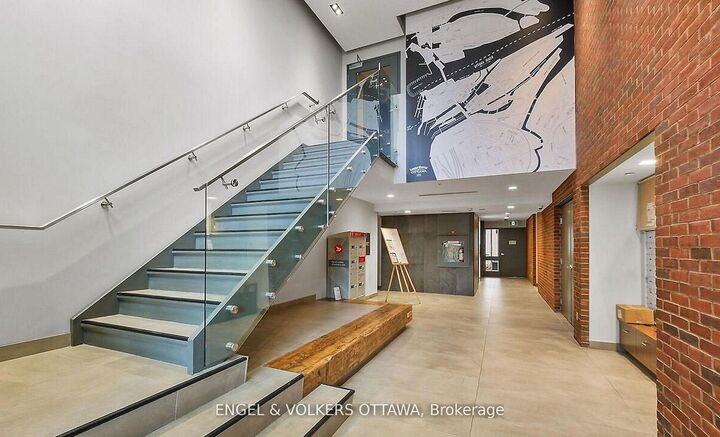 Property Photo: 320 Miwate Private 601 ON K1R 0E1