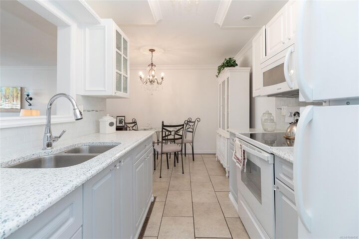 2050 White Birch Rd #111 — photo 1