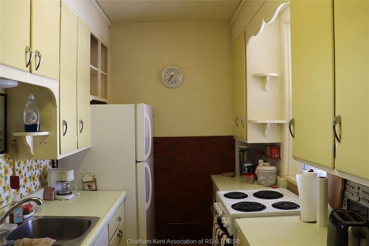 Property Photo: 171 Talbot Street West ON N0P 1A0