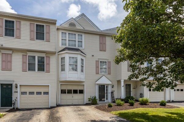 Property Photo:  1343 Meadowbrook Dr  PA 15317 