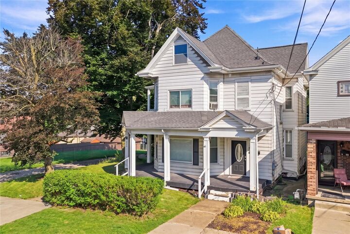 Property Photo:  306 N 1st St  PA 15644 