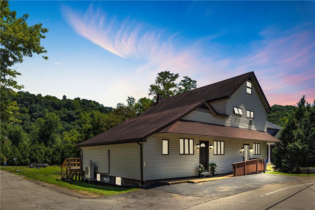 Property Photo: 710 E Smithfield St PA 15047
