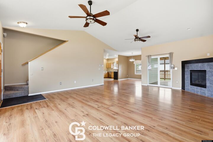Property Photo: 1611 E 25th WY 82601