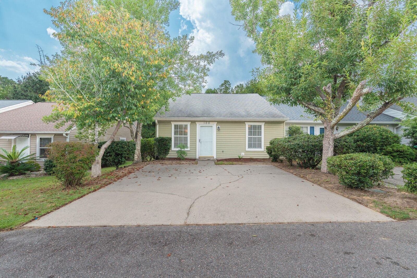 Property Photo:  106 Raintree Court  SC 29803 