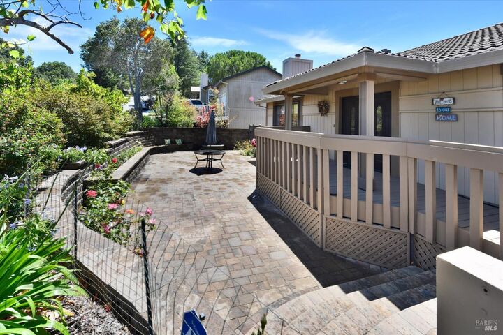 Property Photo: 68 Rockrose Way CA 94945