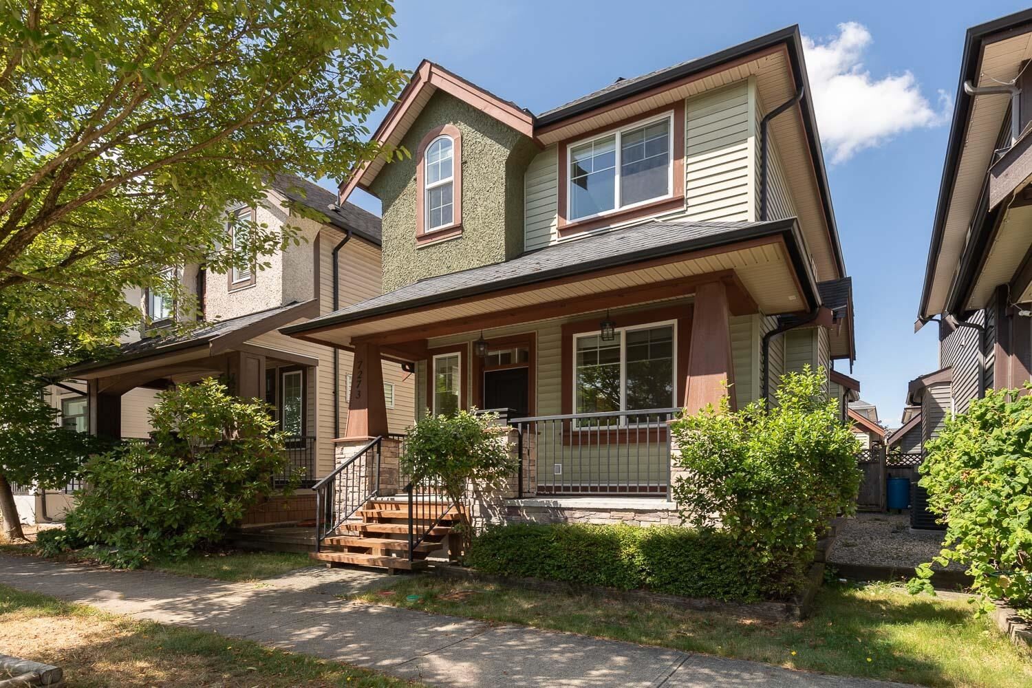 Property Photo:  7273 192A Street  BC V4N 5Y3 