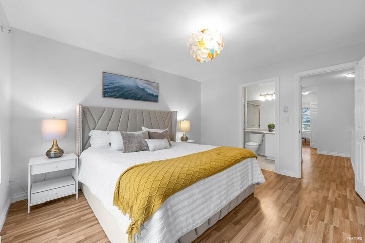 Property Photo:  13020 No. 2 Road 260  BC V7E 6S3 