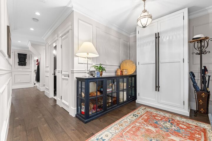 Property Photo:  3095 W 5th Avenue  BC V6K 1T8 