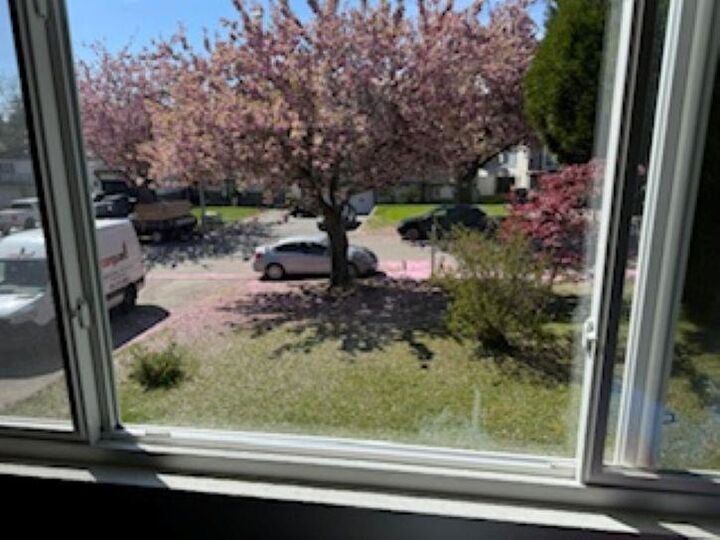 Property Photo: 8868 Roslin Place BC V3V 6L8