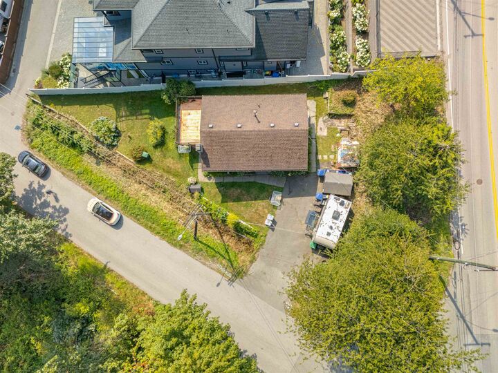 11546 Surrey Road — photo 1