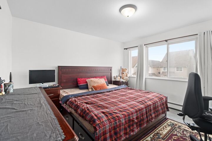 Property Photo:  126xx Hampton Court  BC V3W 1N2 