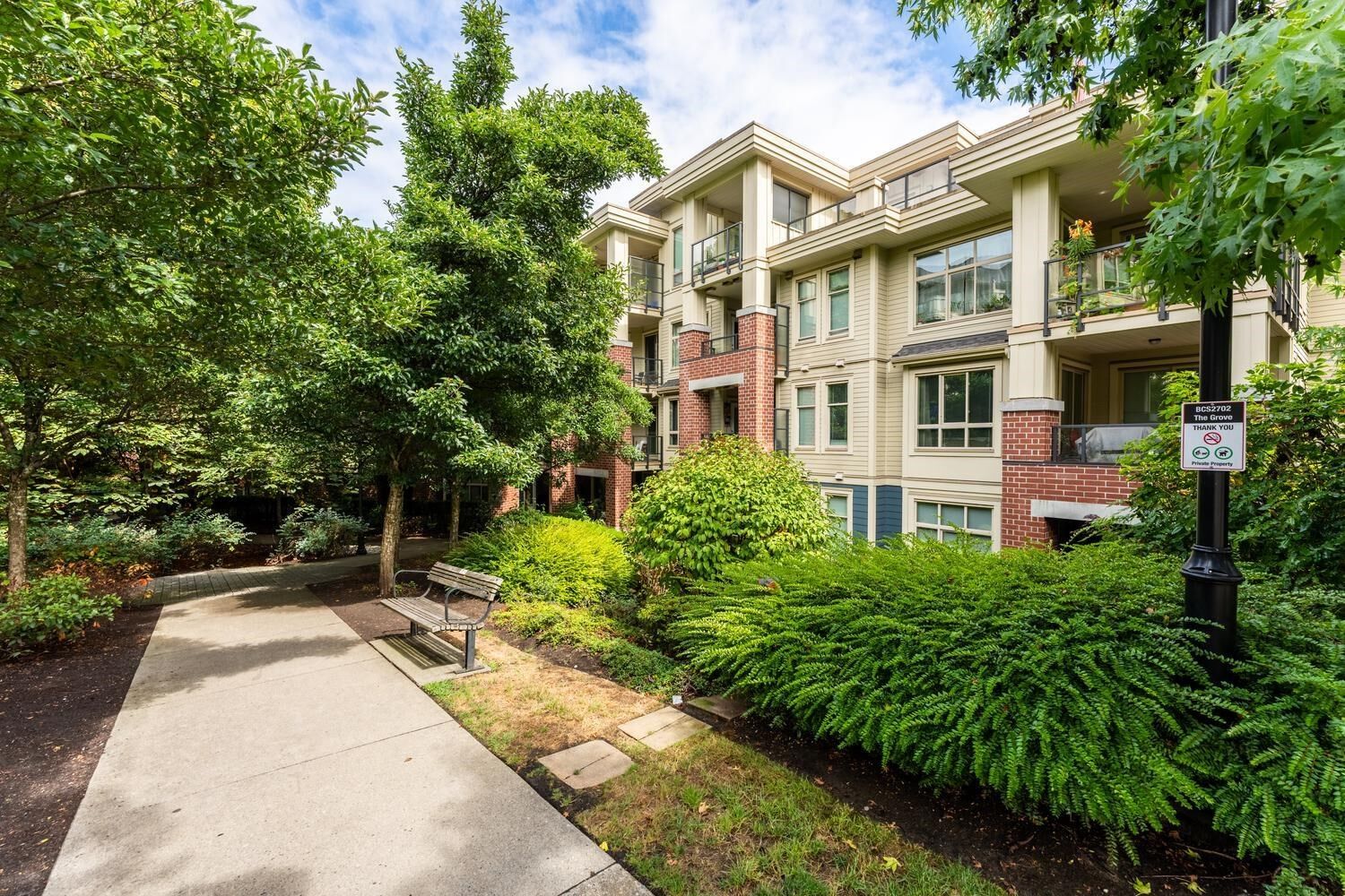 Property Photo:  245 Ross Drive 402  BC V3L 0C6 