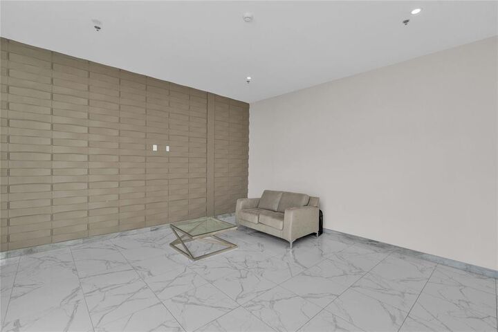 Property Photo: 1730 Leila Avenue MB R2P 1Z1