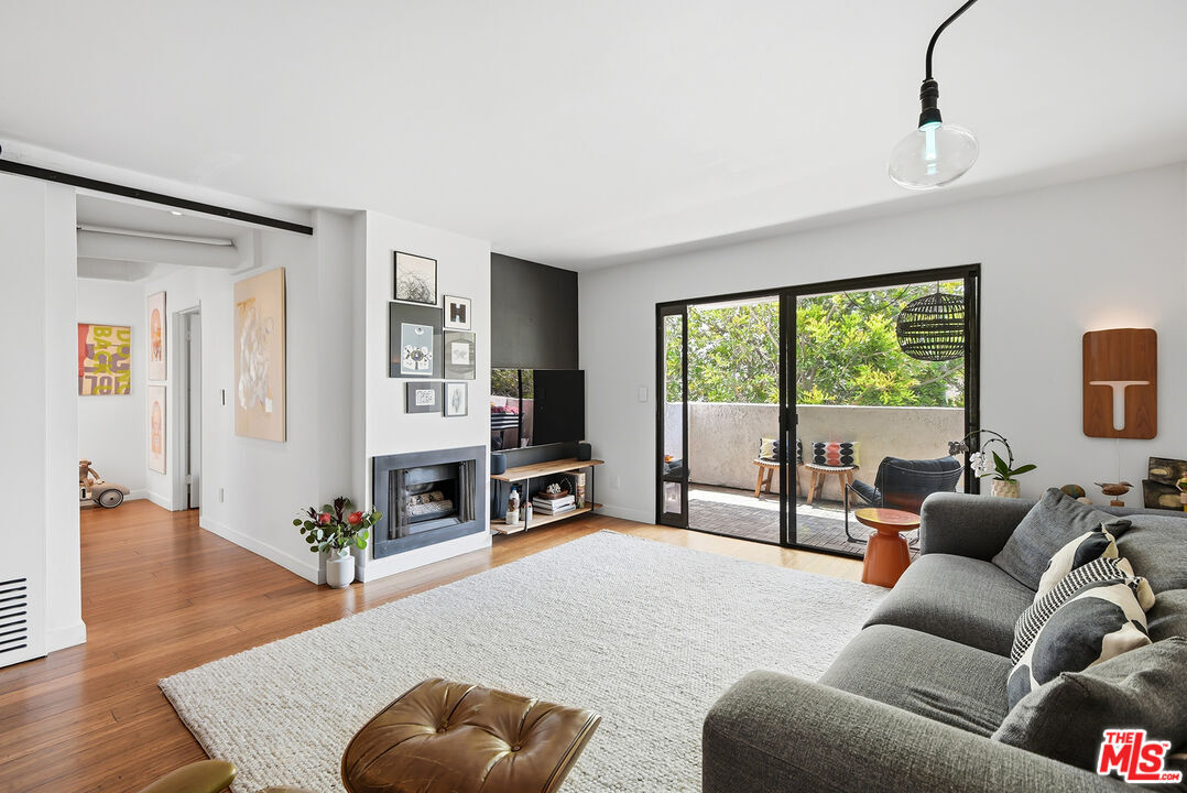 Property Photo: 12629 Caswell Ave, Unit 14 CA 90066