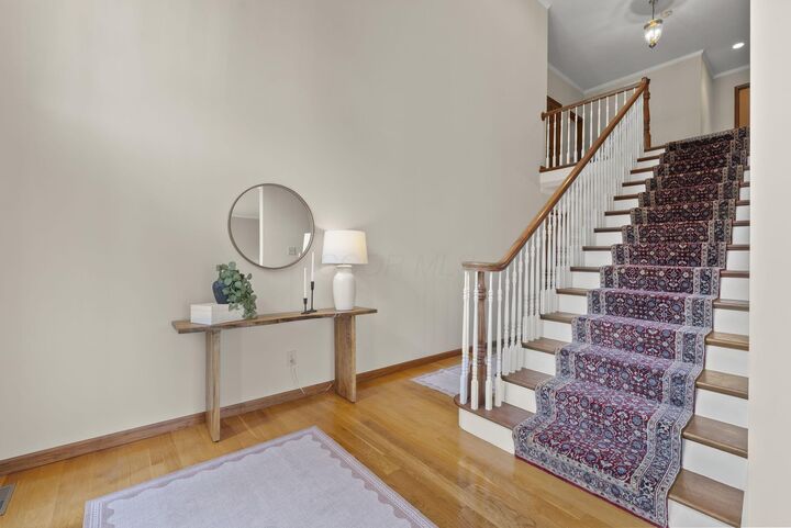 Property Photo: 2227 Ashbury Close OH 43065