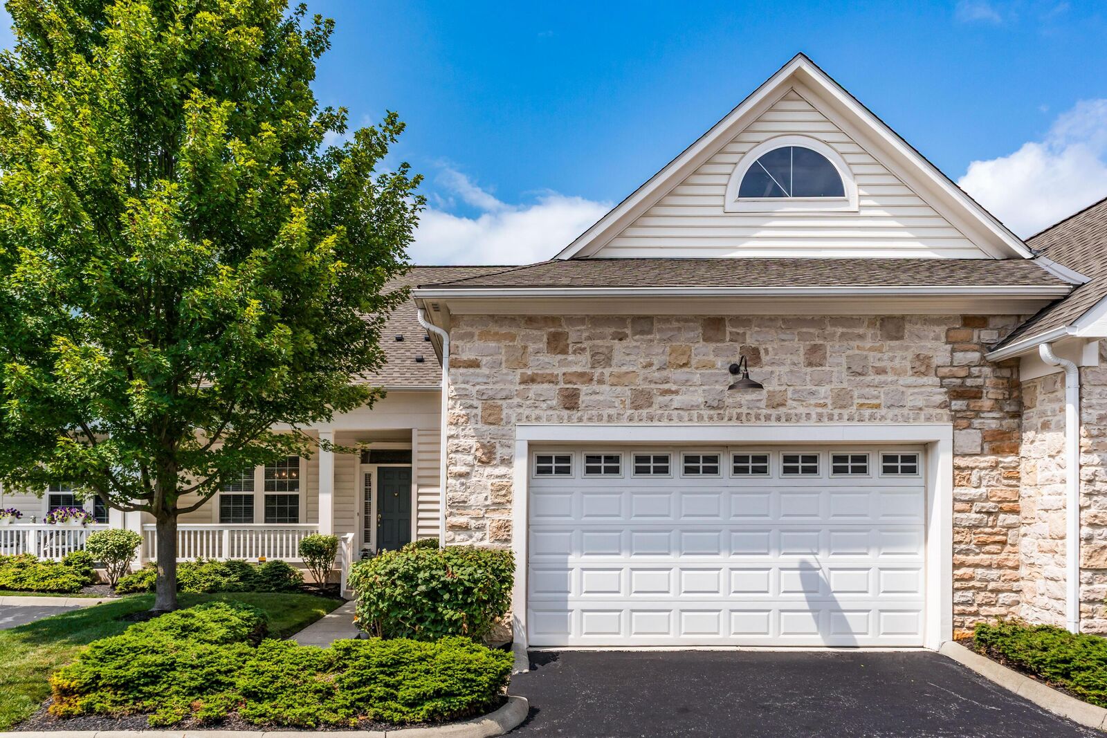 Property Photo:  4126 Herald Square Place  OH 43016 