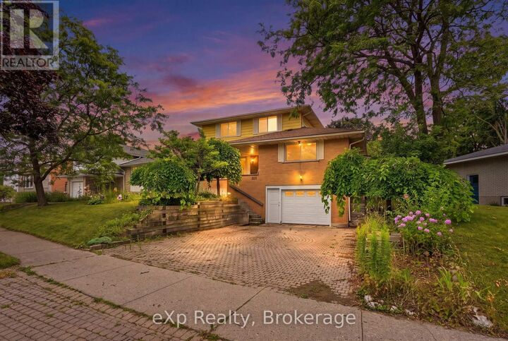 101 Crosby Drive — photo 1