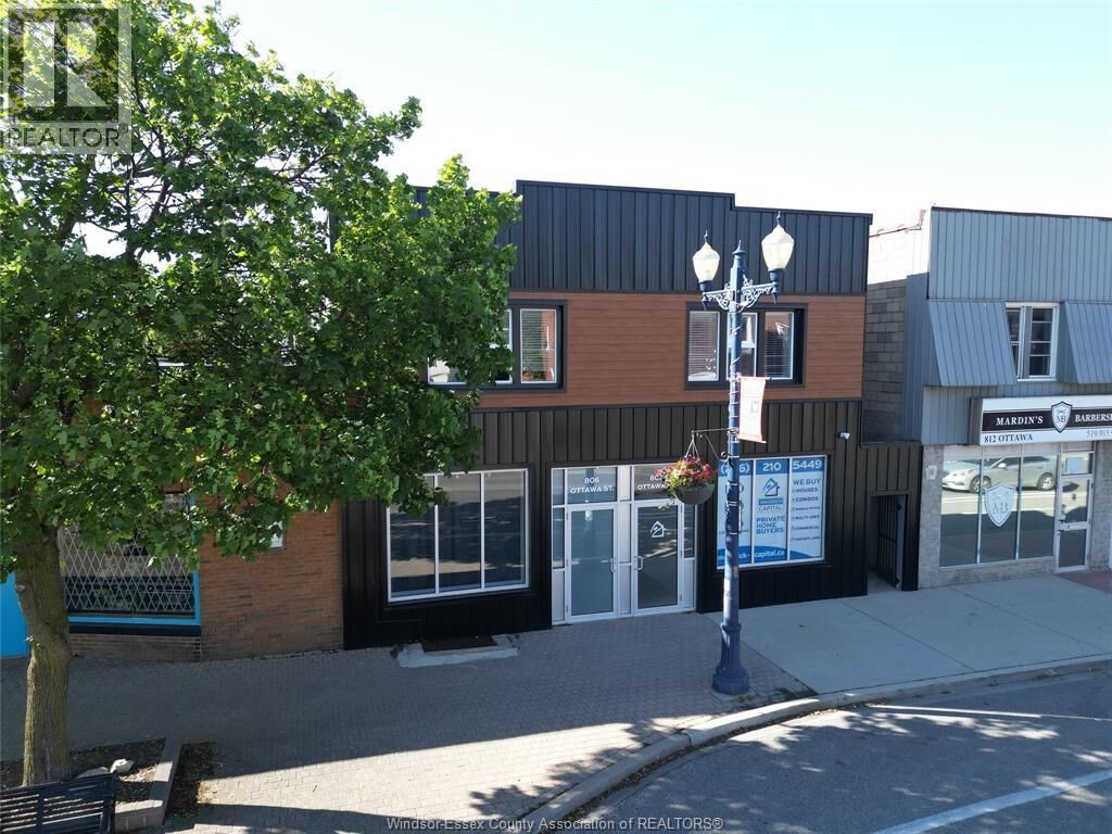 Property Photo: 808 Ottawa Street 3 ON N8X 2C6