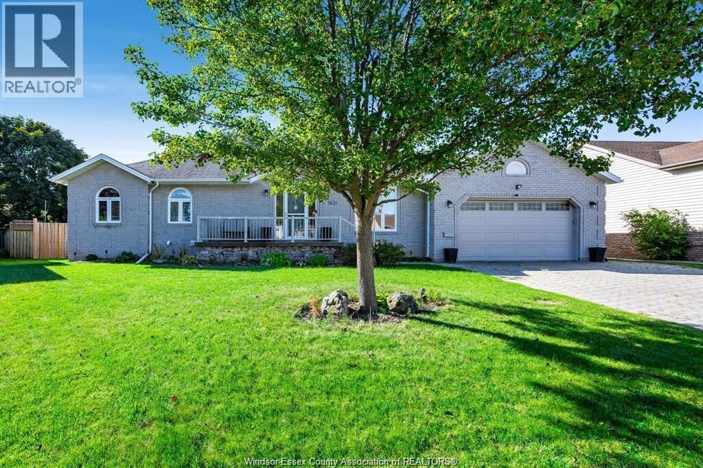 Property Photo: 1631 Cherrywood Drive ON N0R 1A0