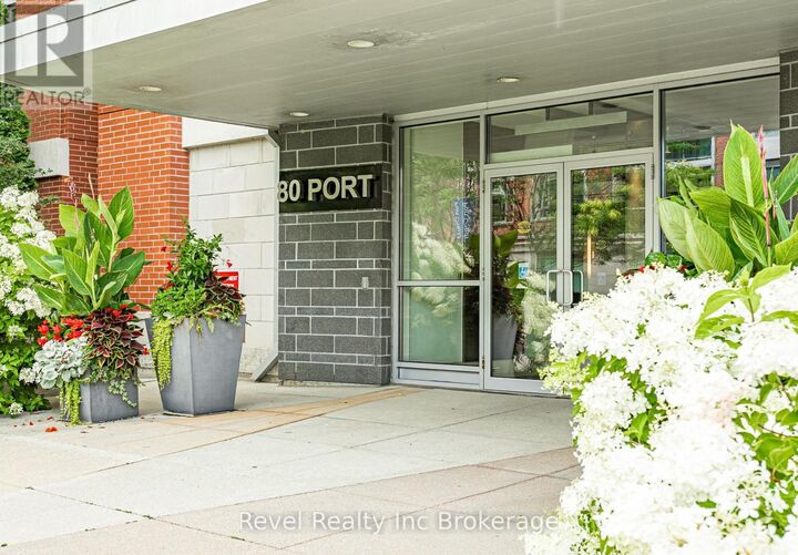 Property Photo: 80 Port Street East 515 ON L5G 4V6