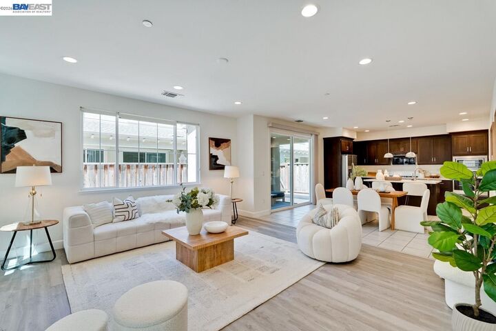 Property Photo:  37764 Hickory St  CA 94560 