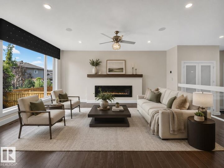 1116 Hainstock Green SW — photo 1
