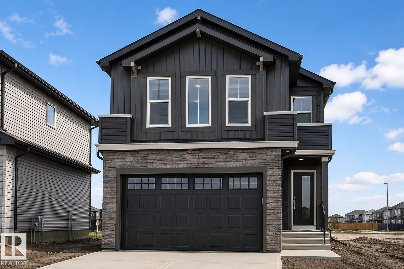 Property Photo: 41 Axelwood Crescent AB T7X 4G4