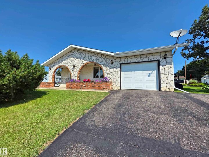 Property Photo:  5201 54 Street  AB T0A 1A0 