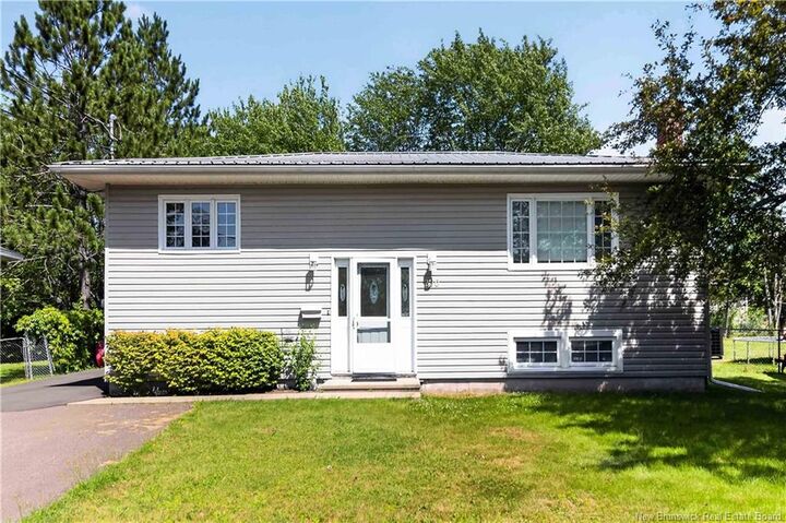 Property Photo:  220 Ogden Drive  NB E1B 2S4 