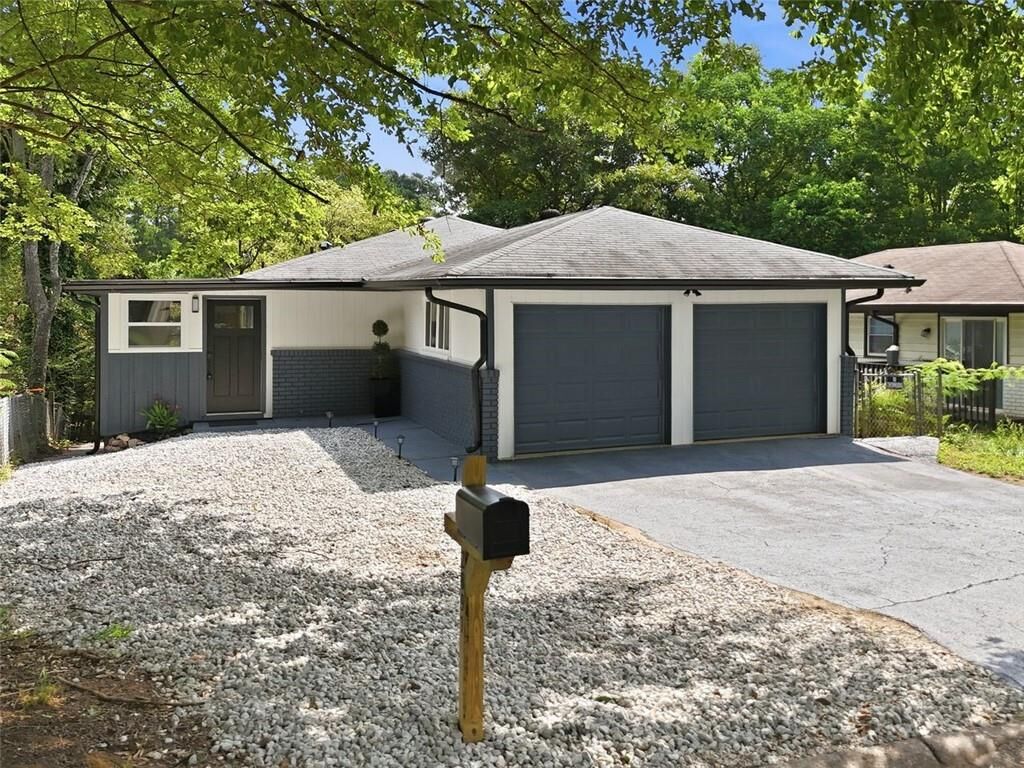 Property Photo:  2891 Lakemont Place SW  GA 30060 