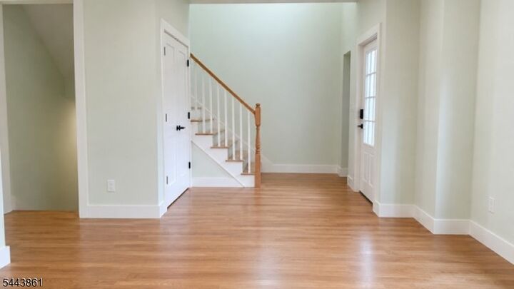 Property Photo: 21 Hampton Ter NJ 07018