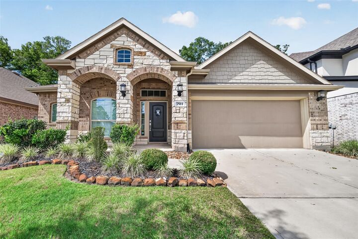 Property Photo:  7511 Enchanted Rock Court  TX 77365 