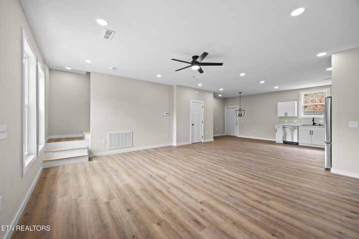 Property Photo:  1039 N Gay St  TN 37725 