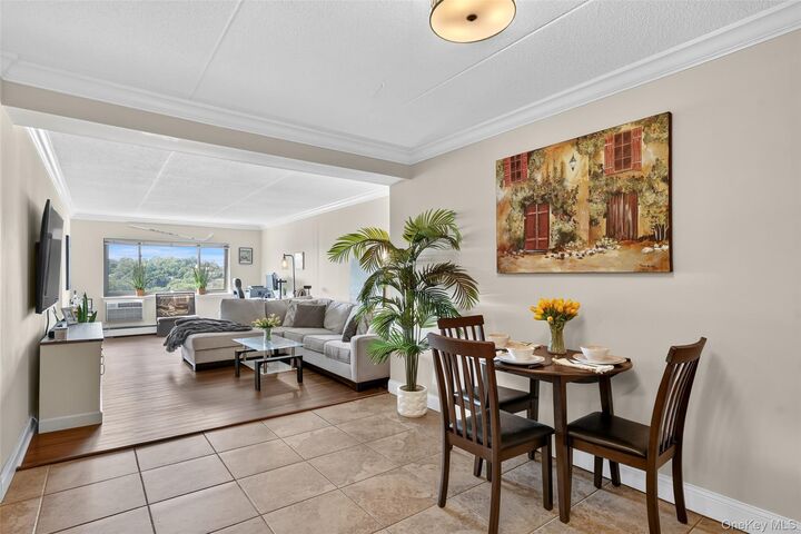 Property Photo:  108 Sagamore Road 3M  NY 10707 