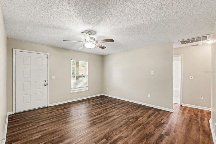 Property Photo: 2345 Northview Drive FL 33810